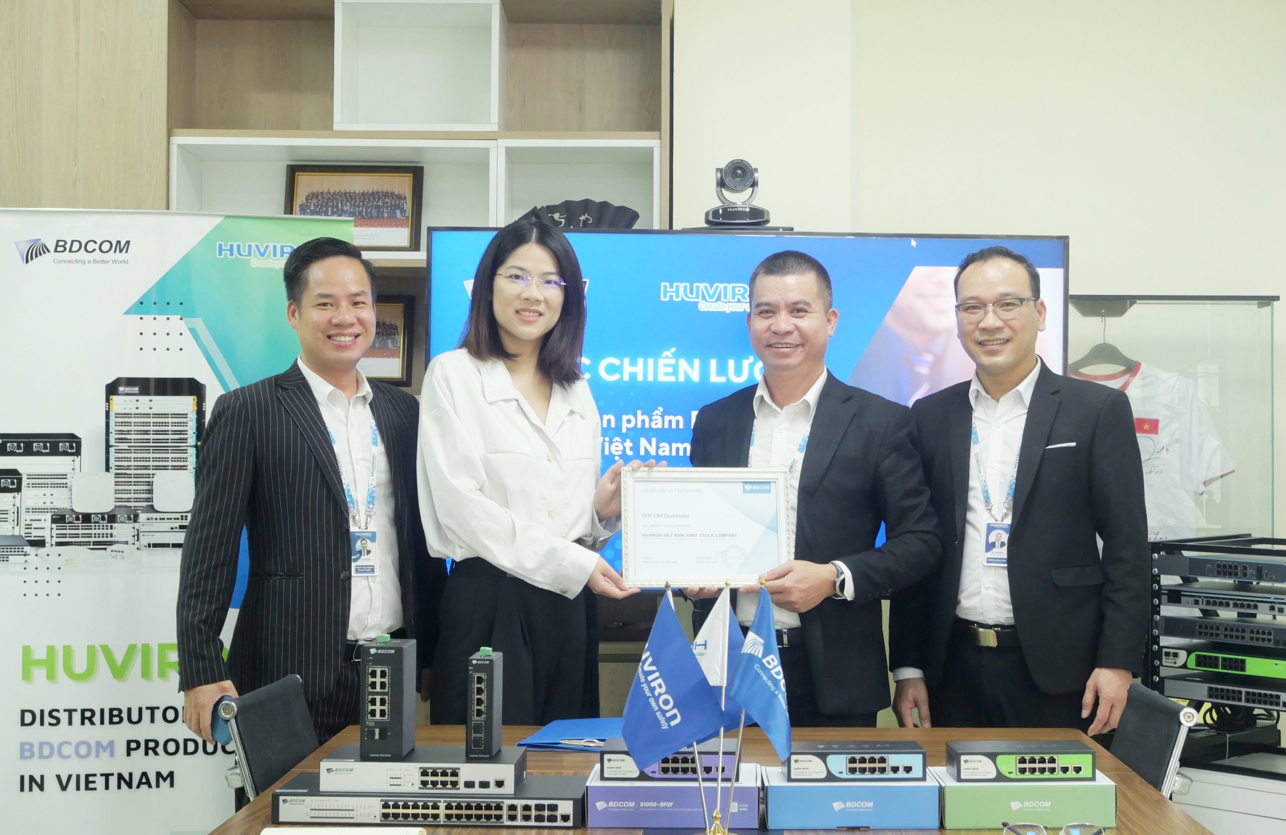 HUVIRON - BDCOM kí kết hợp tác chiến lược