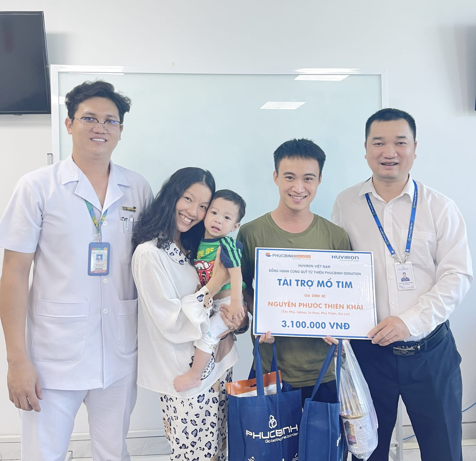 PHUCBINH DONATION tài trợ cho ca phẫu thuật của bé Nguyễn Phước Thiên Khải