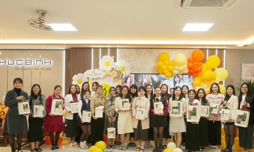 Happy International Women’s Day 4 website Phuc Binh 64