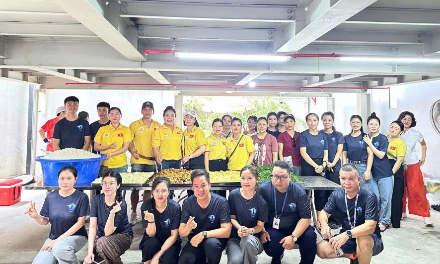 Love Station 02: Free meals at the Vietnam National Children’s hospital in May