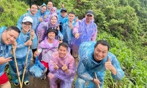 Trạm yêu thương số 4 - Dự án đặc biệt tại điểm trường Tả Xáy 3 Đoàn thiện nguyện Dự án Ngọn Hải Đăng đến với điểm trường bằng tất cả yêu thương