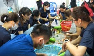 Trạm yêu thương số 5 – Phát cơm từ thiện 0 đồng 1 Trạm yêu thương số 5 - Phát cơm 0 đồng tại bệnh viện Nhi Trung ương