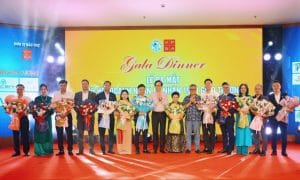 Phúc Bình tài trợ Toạ đàm Doanh nhân tư nhân 1983 Giao thương 20 Toạ đàm doanh nhân tư nhân 1983 giao thương