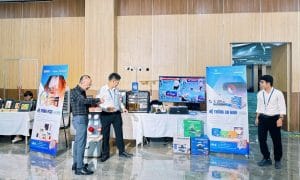Phúc Bình tài trợ Toạ đàm Doanh nhân tư nhân 1983 Giao thương 23 Gian trưng bày sản phẩm của Phúc Bình được nhiều người quan tâm