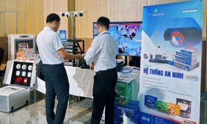 Phúc Bình tài trợ Toạ đàm Doanh nhân tư nhân 1983 Giao thương 24 Gian trưng bày sản phẩm của Phúc Bình được nhiều người quan tâm