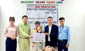 Hồ sơ tài trợ số 28 - Bé Nguyễn Đặng Hải Đăng 2 Thắp sáng trái tim Hải Đăng như một món quà tri ân mà Phucbinh Group gửi tới Tổng thầu Kinden.