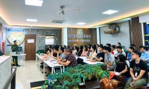 Phucbinh Group tổ chức tập huấn kỹ năng PCCC & CNCH 7 CBNV Phúc Bình tập trung lắng nghe kiến thức