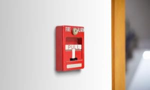 Lắp đặt hệ thống báo cháy giúp cảnh báo sớm khi có cháy