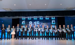 Tri ân CBNV có thâm niên 8 - 15 năm tại sự kiện