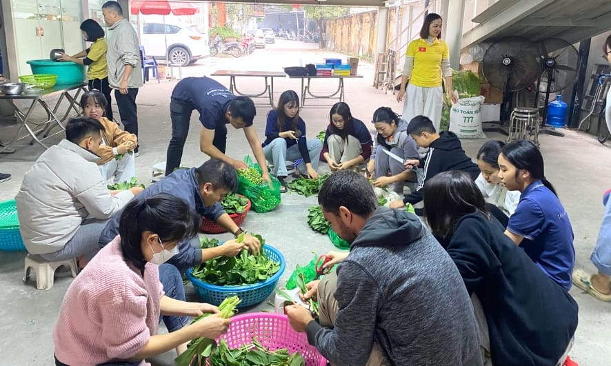 Trạm yêu thương số 16 được tổ chức tại Bệnh viện Nhi Trung ương