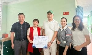 Phucbinh Group trao phần quà ý nghĩa tới trường tiểu học Vĩnh Ngọc