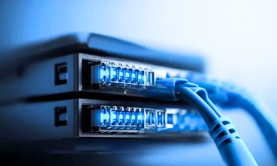 Kết nối mạng bằng dây cáp giúp đường truyền ổn định