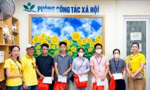 Phucbinh Group FC tham gia Giải bóng đá thiện nguyện Cúp Sen Vàng lần thứ 7 5 Những phần quà ý nghĩa gửi trao cho các gia đình có hoàn cảnh khó khăn